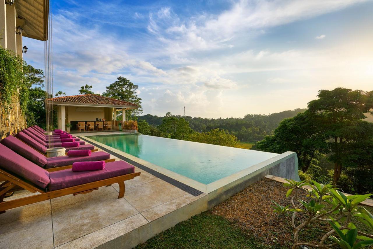 The Divine Villa تالب المظهر الخارجي الصورة