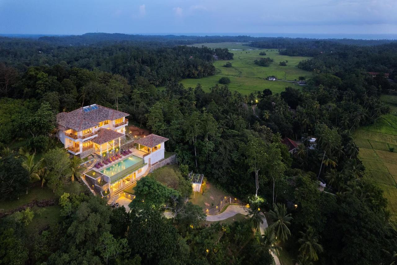 The Divine Villa تالب المظهر الخارجي الصورة